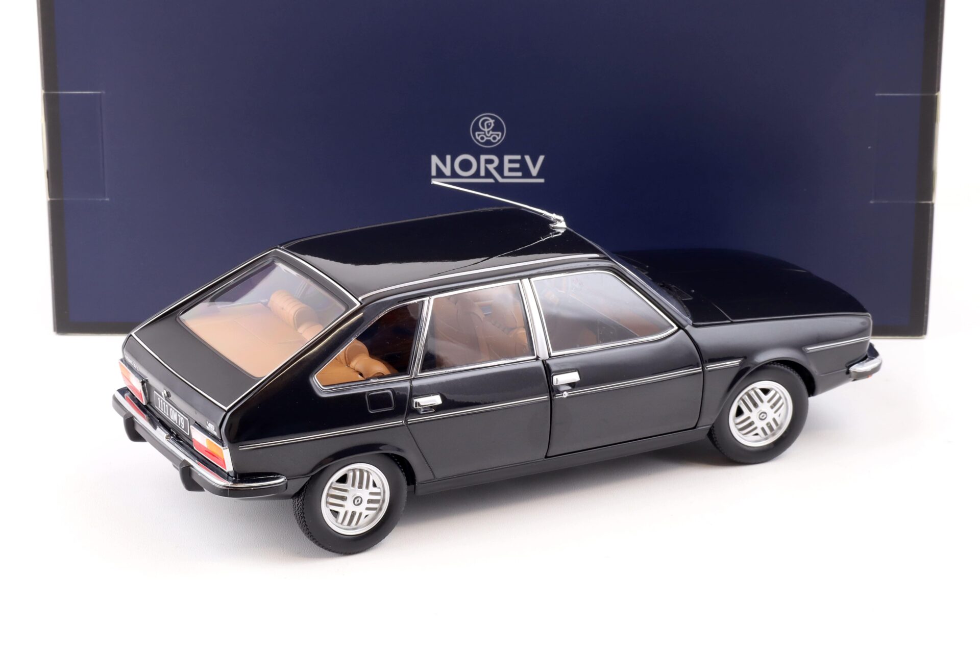 1:18 Norev Renault 30 TX 1979 black - Limited 200 pcs.