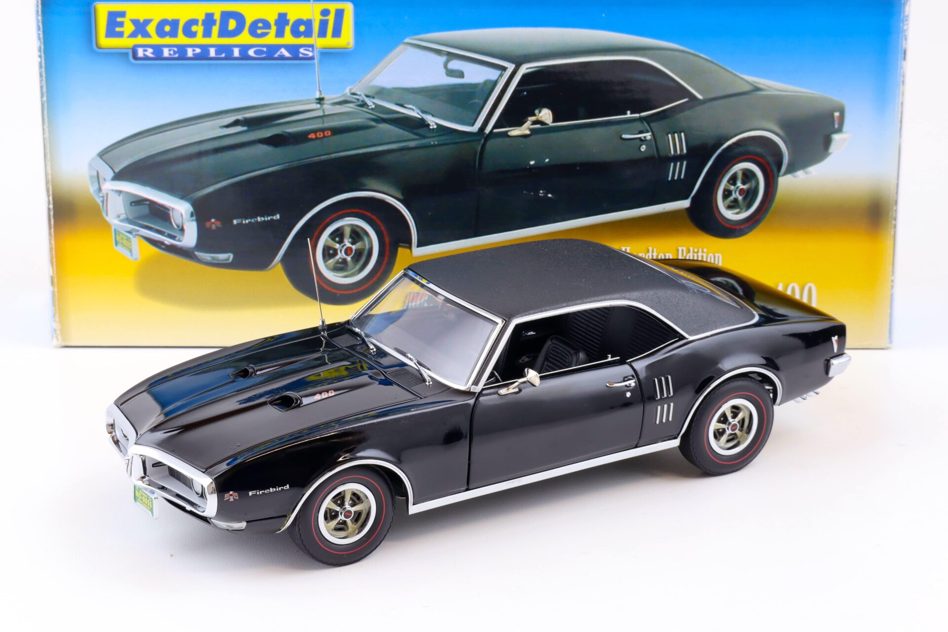ID 86102 orig.jpg 1:18 Exact Detail 1968 Pontiac Firebird 400 Hardtop Edition Coupe black WCC407