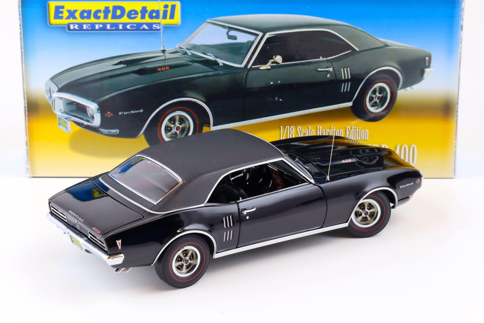 1:18 Exact Detail 1968 Pontiac Firebird 400 Hardtop Edition Coupe black WCC407