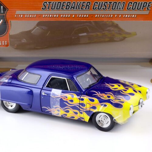 1:18 Highway61 Studebaker Custom Coupe blue metallic with yellow flames 50125