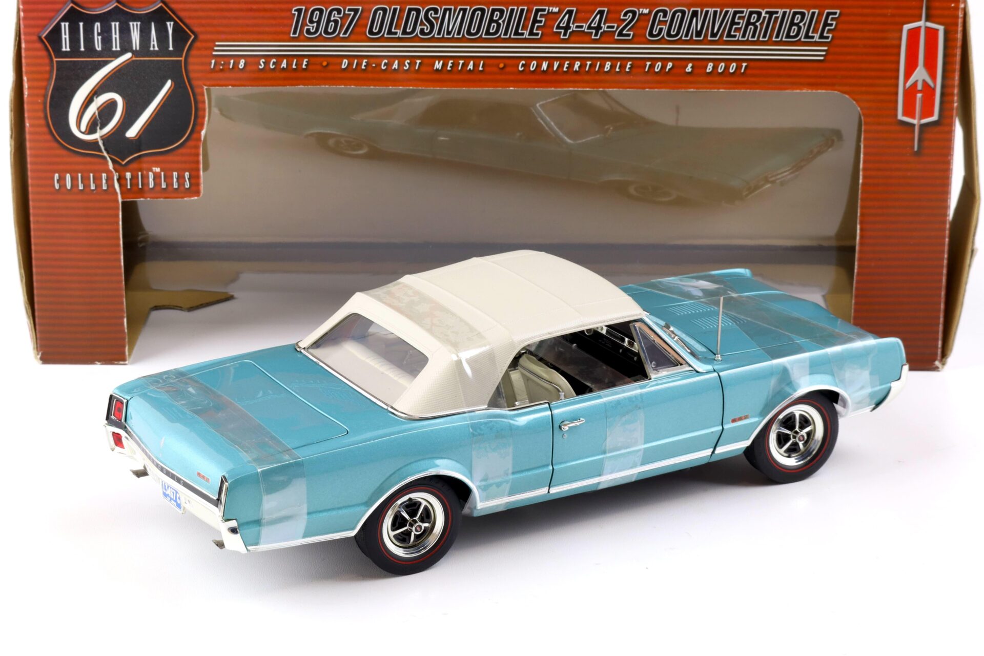 1:18 Highway61 Oldsmobile 442 Convertible 1967 with Top blue metallic 50112