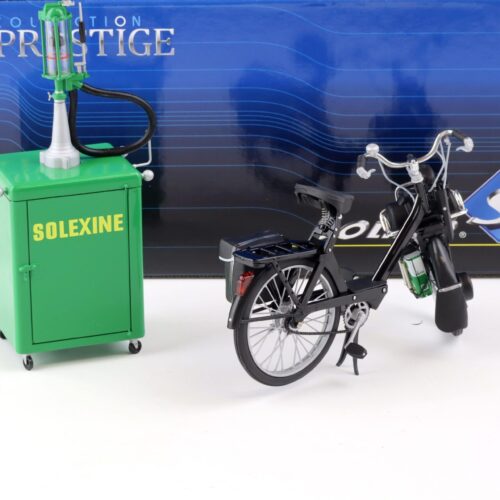 1:10 Solido Solex 3800 black + Pompe Zapfsäule green 1966