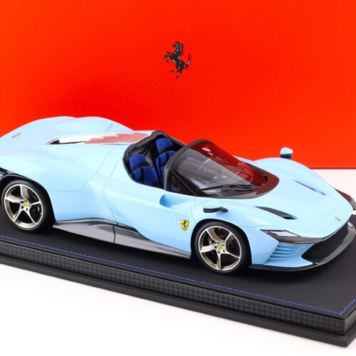 1:18 BBR Ferrari SP3 Daytona Icona Azzuro la Plata with Showcase - Limited 24 pcs.
