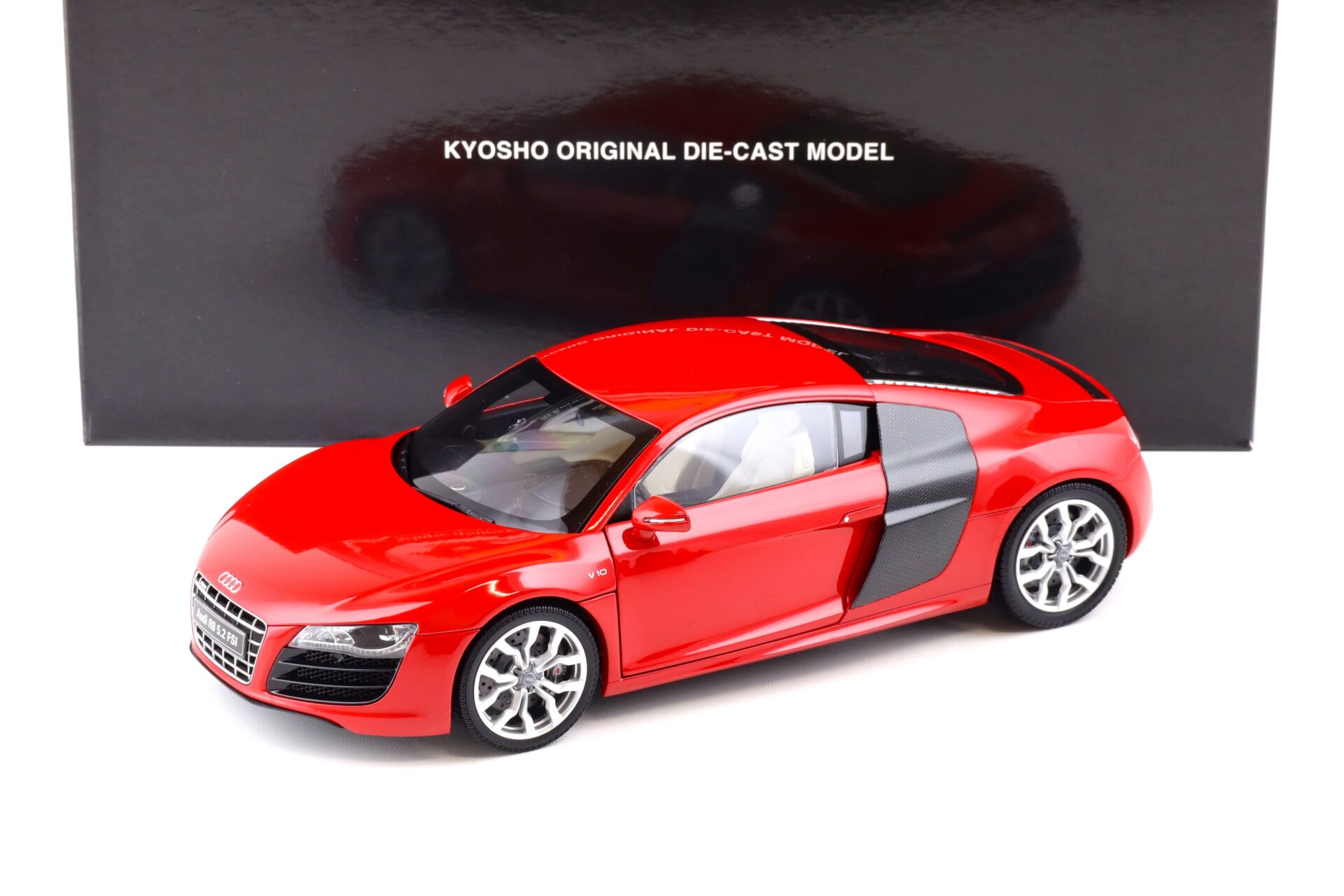 Kyosho 1:18 Audi R8 レッド Kyosho 1:18 Audi R8 レッド 1:18 Kyosho Audi R8 5.2 FSI V10 Quattro