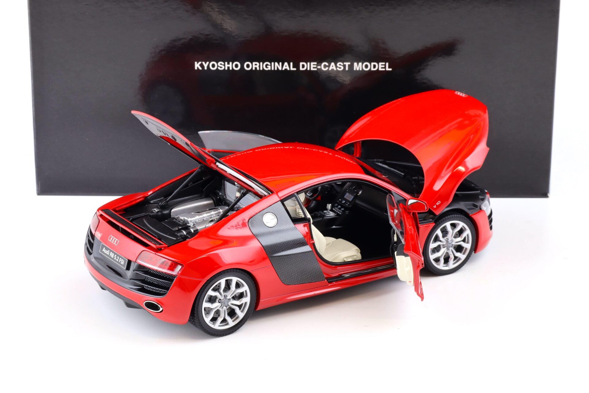 Kyosho 1:18 Audi R8 レッド Kyosho 1:18 Audi R8 レッド Kyosho 1:18 Audi R8 レッド Kyosho 1:18