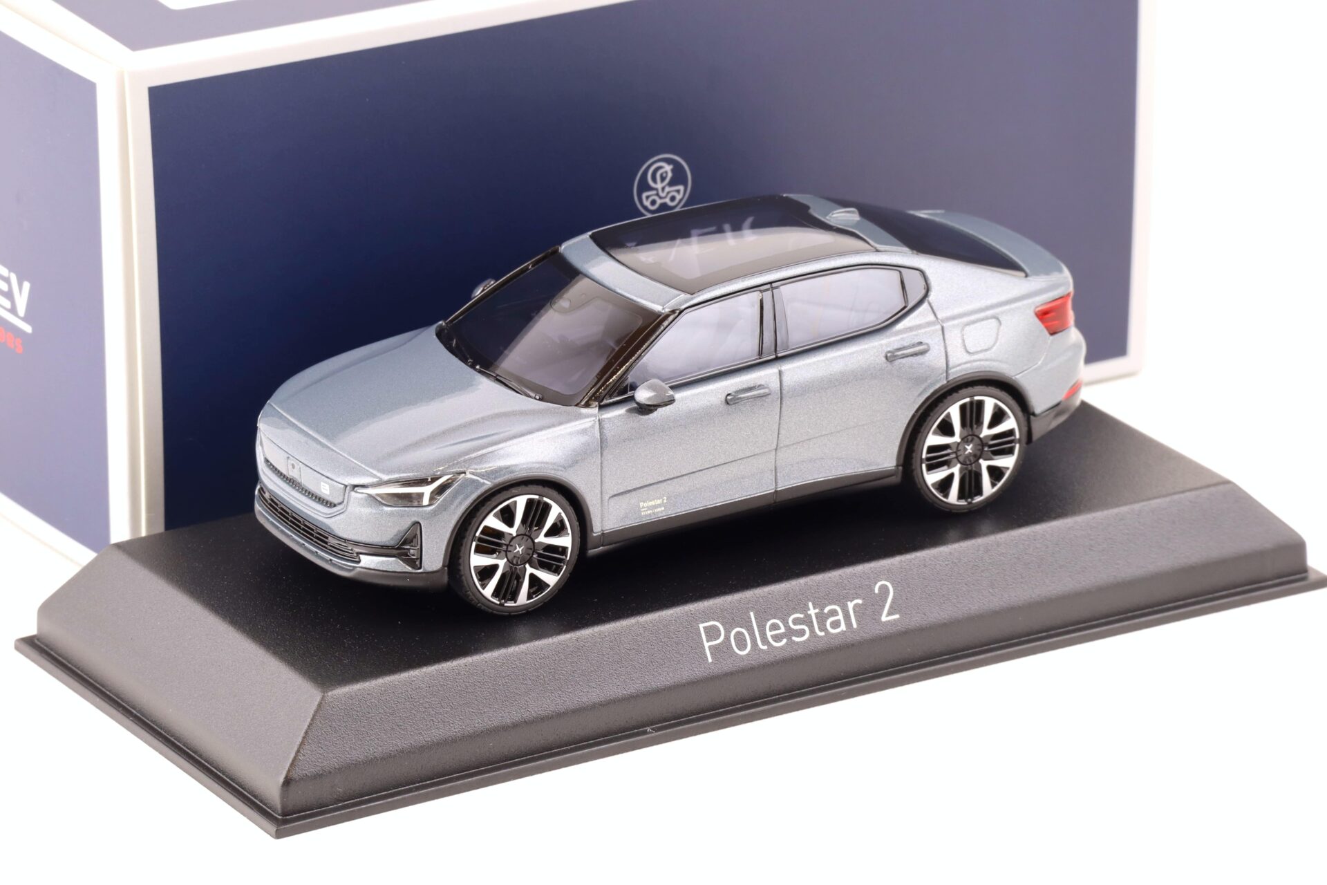 1:43 Norev 2024 Polestar 2 Thunder metallic 872014