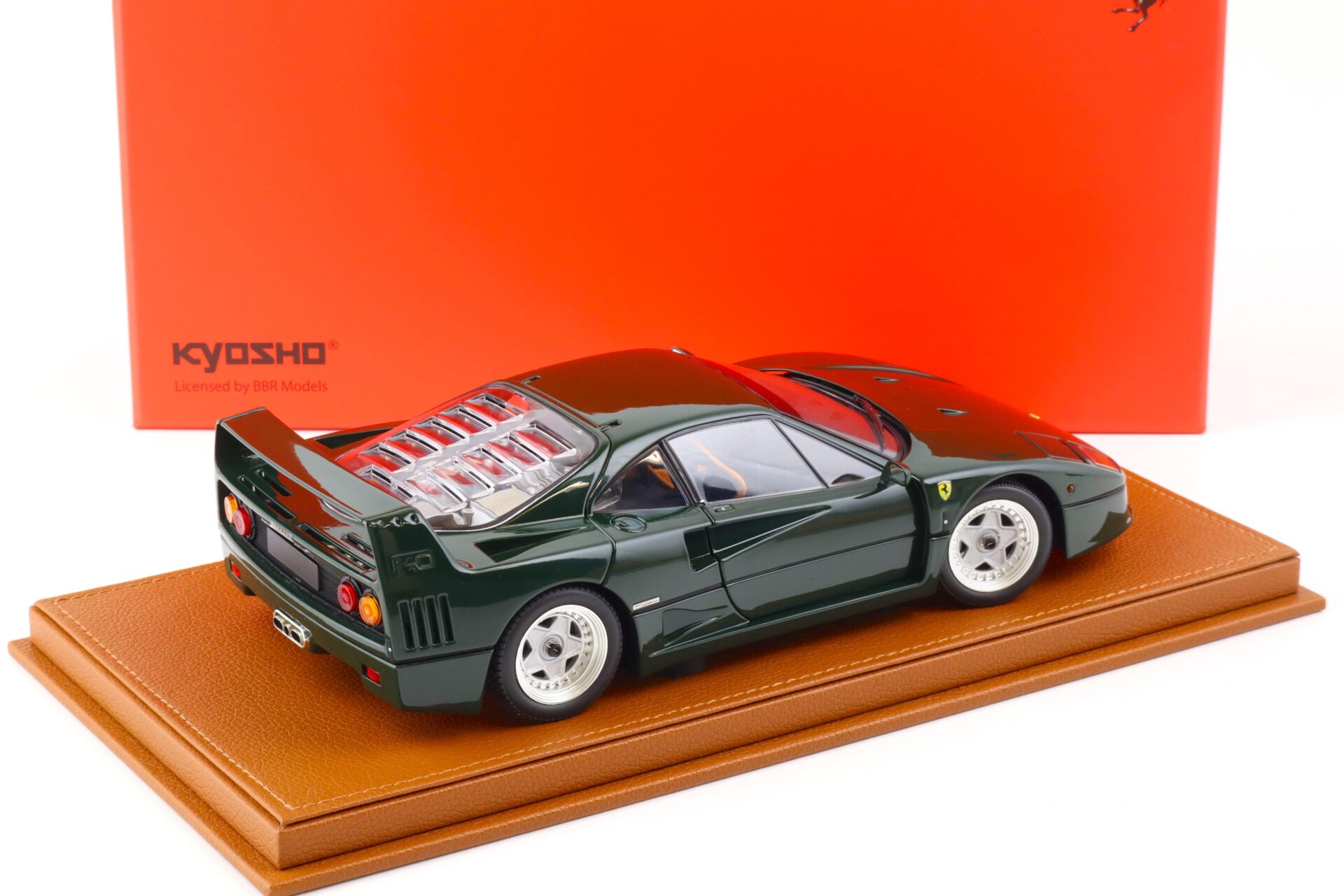1:18 BBR Kyosho Ferrari F40 by GTO Motor Saronno Verde Abetone with Showcase - Limited 300 pcs.
