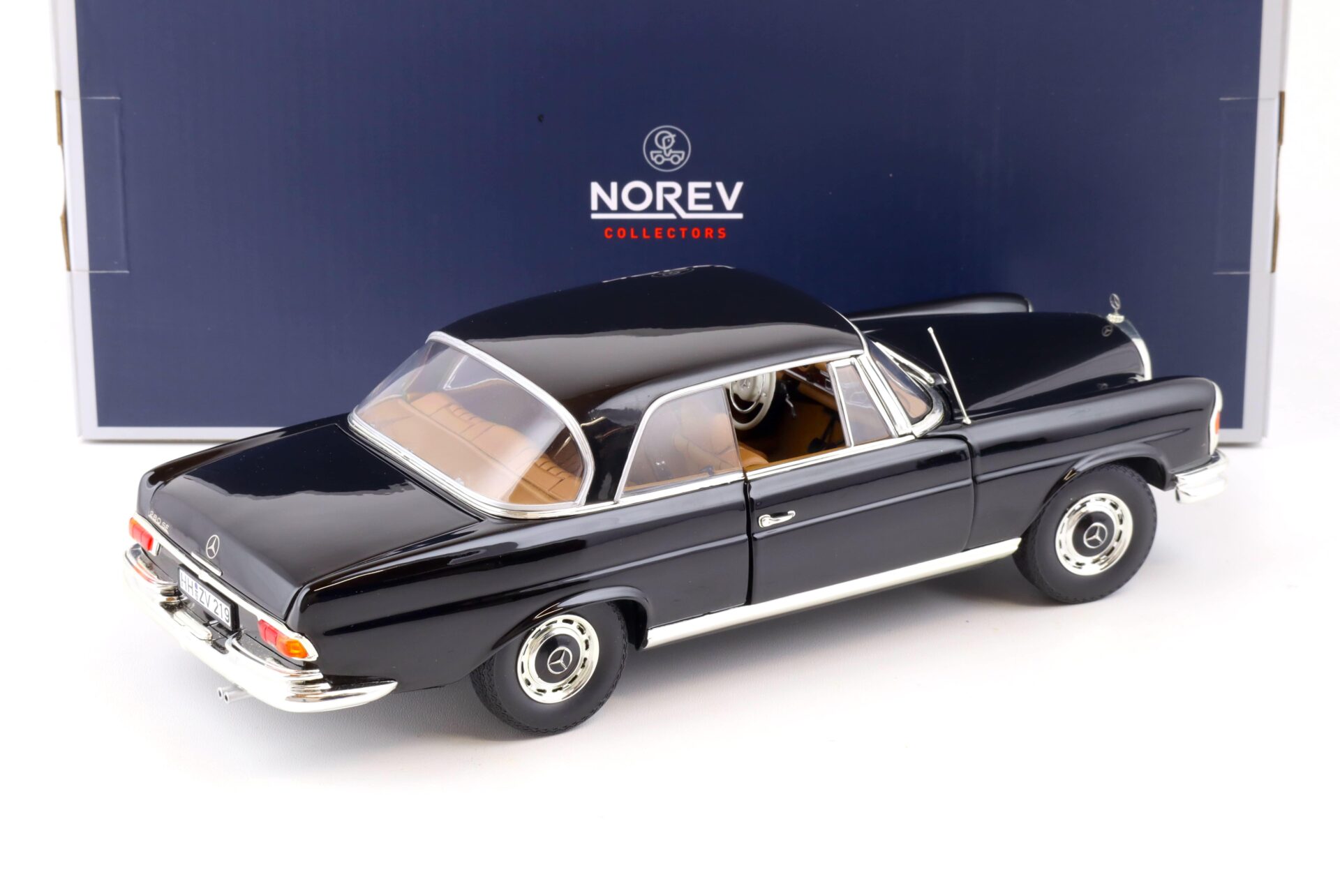 1:18 Norev Mercedes 280 SE CoupÃ© 1969 black 183432