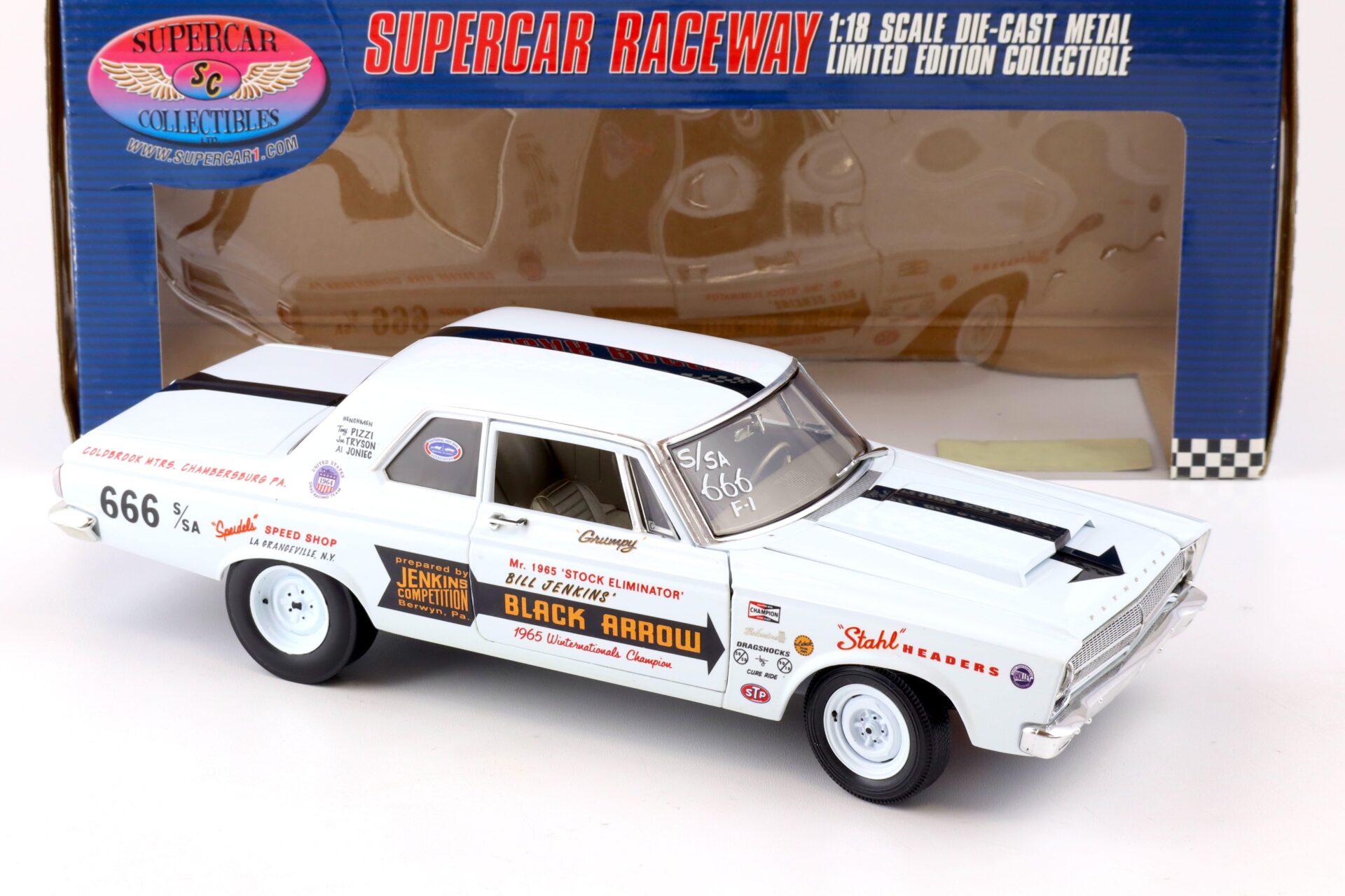 1:18 Highway61 Supercar 1965 Plymouth Hemi Belvedere Bill Grumpy Jenkins white 50524
