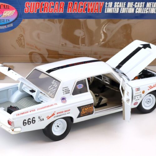 1:18 Highway61 Supercar 1965 Plymouth Hemi Belvedere Bill Grumpy Jenkins white 50524