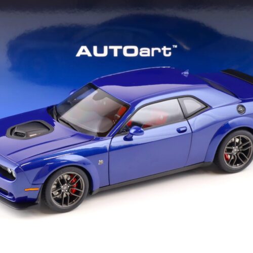 1:18 AUTOart Dodge Challenger R/T Scat Pack Widebody 2022 Indigo blue 71772