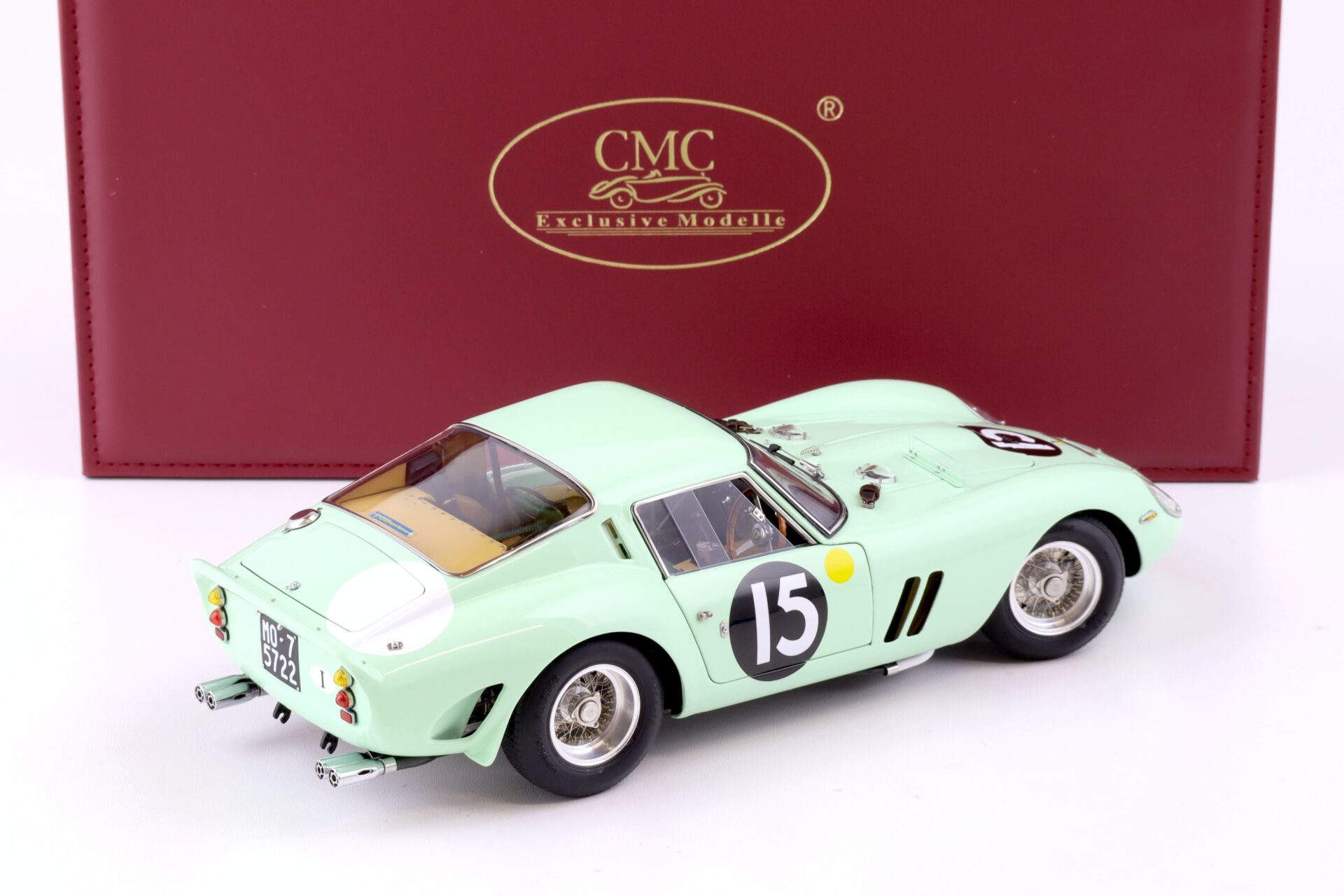 1:18 CMC Ferrari 250 GTO RHD Goodwood 1962 #15 Stirling Moss green M-247