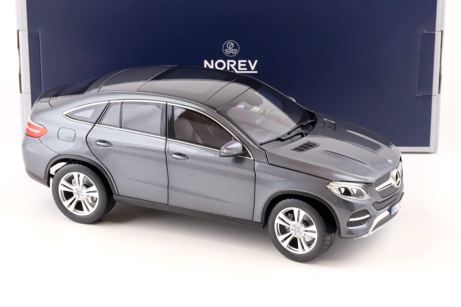 1:18 Norev Mercedes GLE Coupe 2015 grey metallic 183790