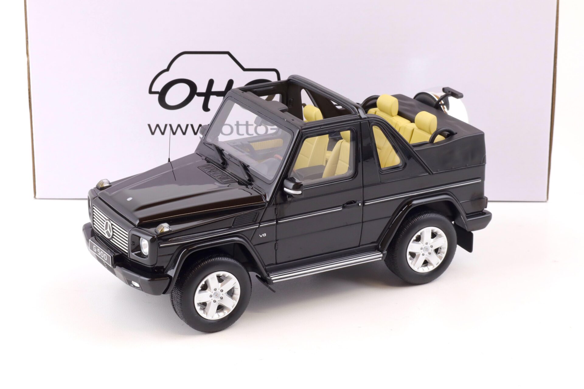 1:18 OTTO mobile OT1040 Mercedes G-Class G500 Convertible black 2007