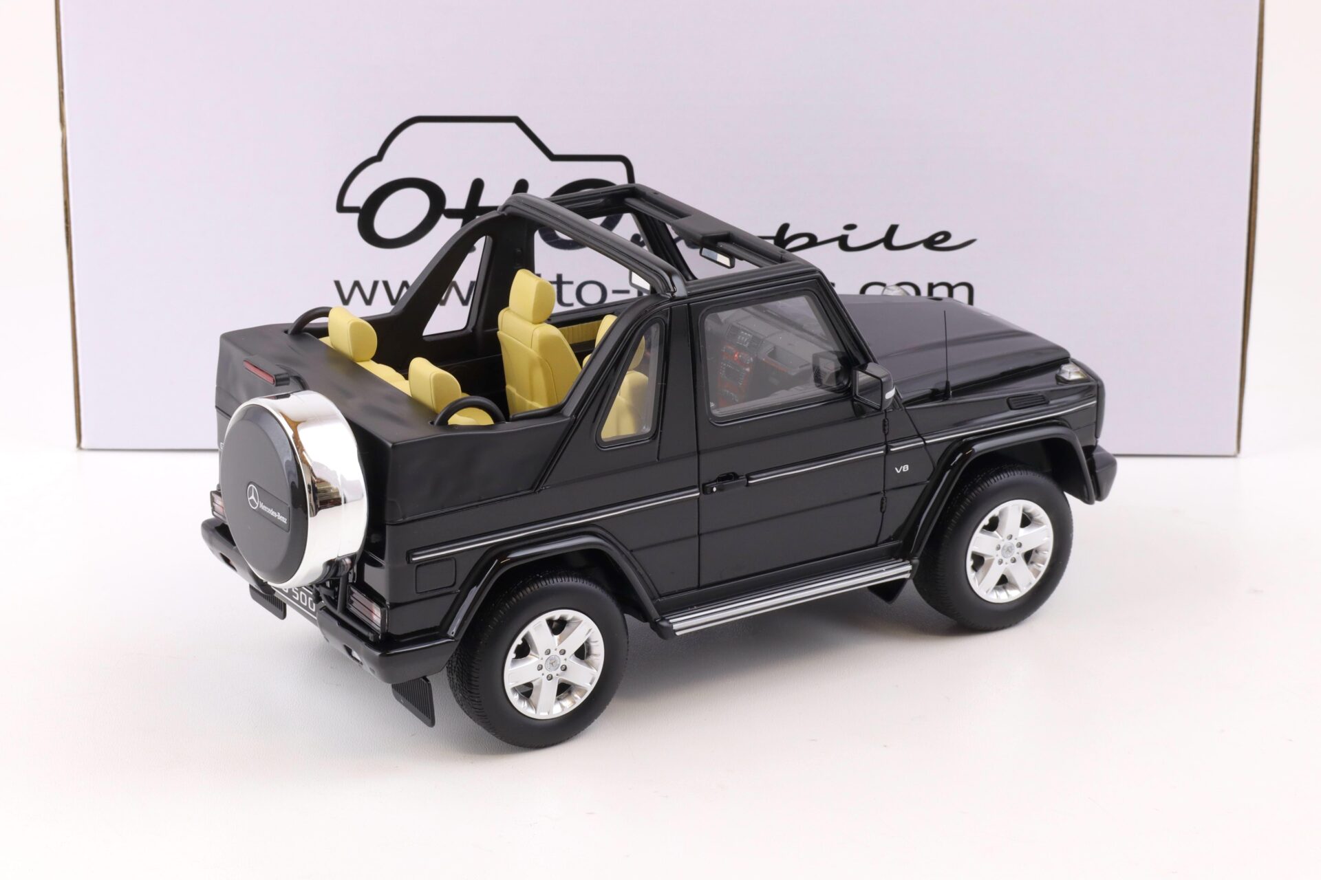 1:18 OTTO mobile OT1040 Mercedes G-Class G500 Convertible black 2007