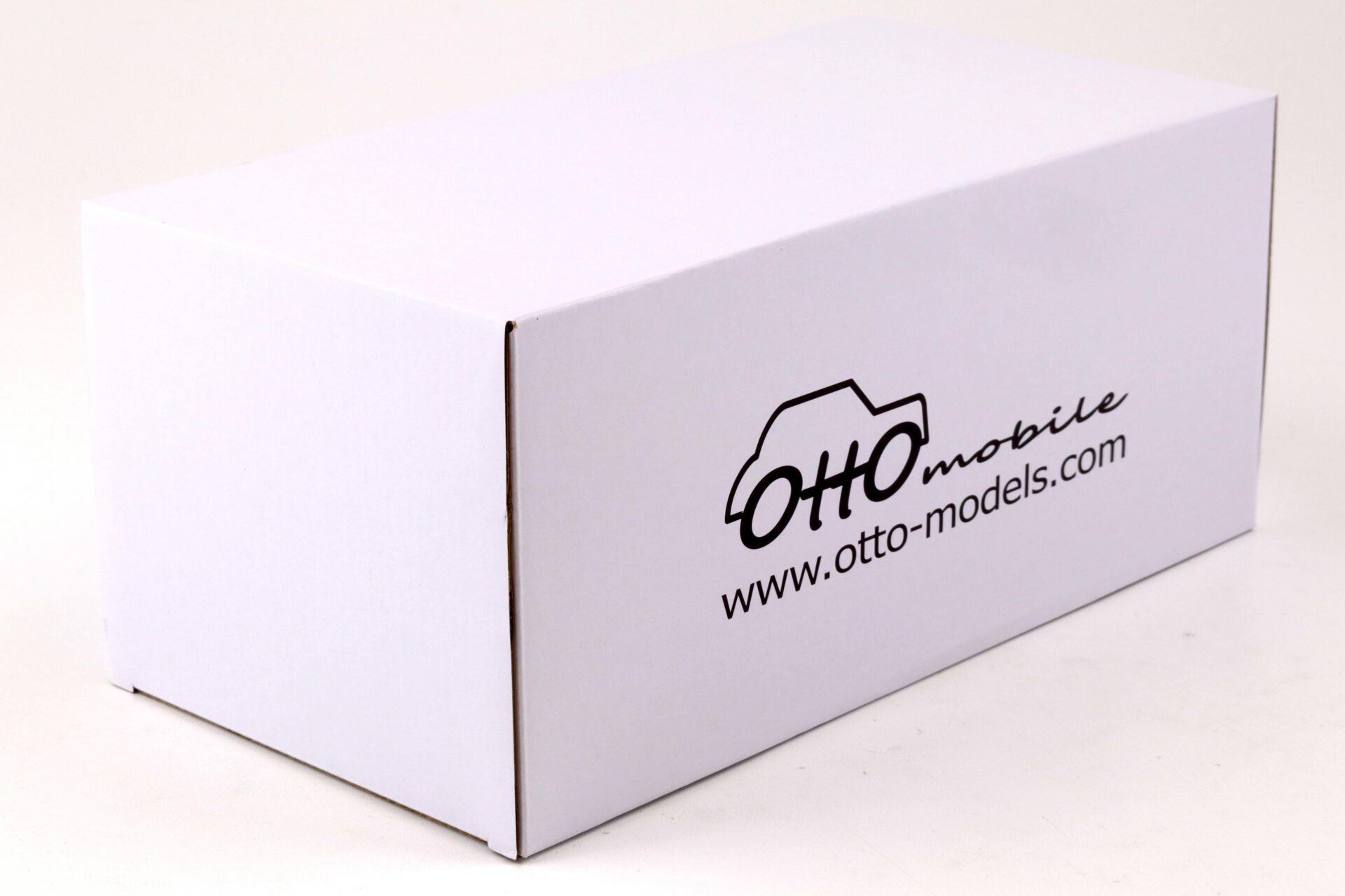 1:18 OTTO mobile OT1040 Mercedes G-Class G500 Convertible black 2007