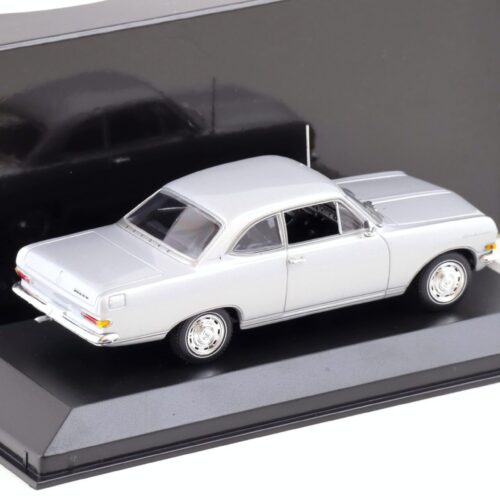1:43 Minichamps Opel Rekord A Coupe 1963 Laplata silver - Image 2