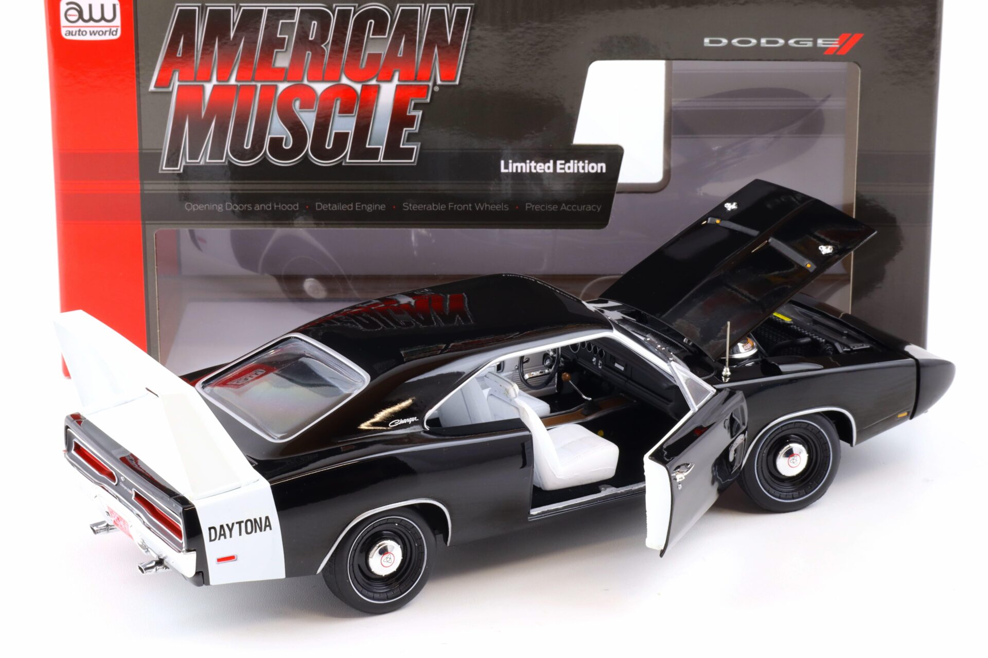 1:18 Auto World 1969 Dodge Charger Daytona Hemi X9 black/ white