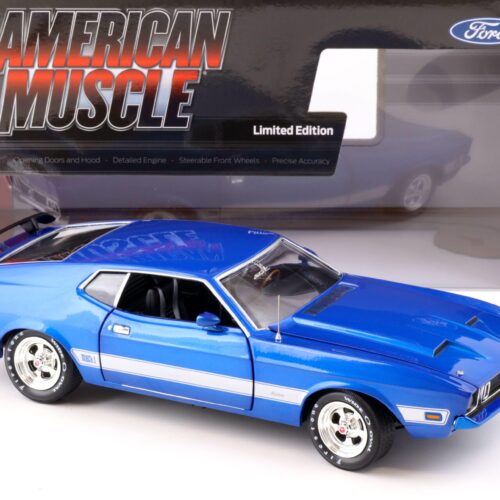 1:18 Auto World 1973 Ford Mustang Mach 1 Coupe Class of 1973 blue glow