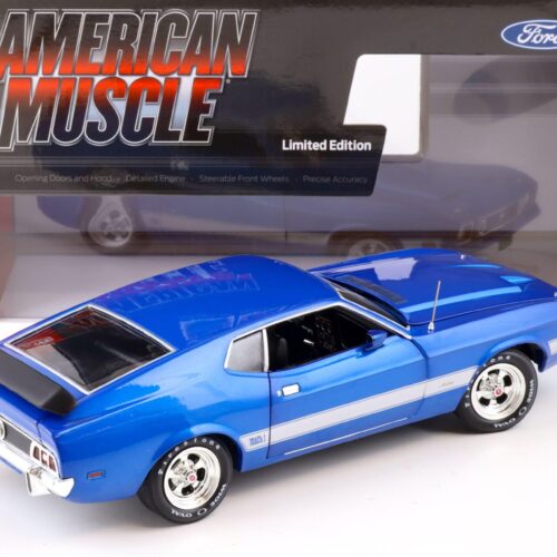 1:18 Auto World 1973 Ford Mustang Mach 1 Coupe Class of 1973 blue glow