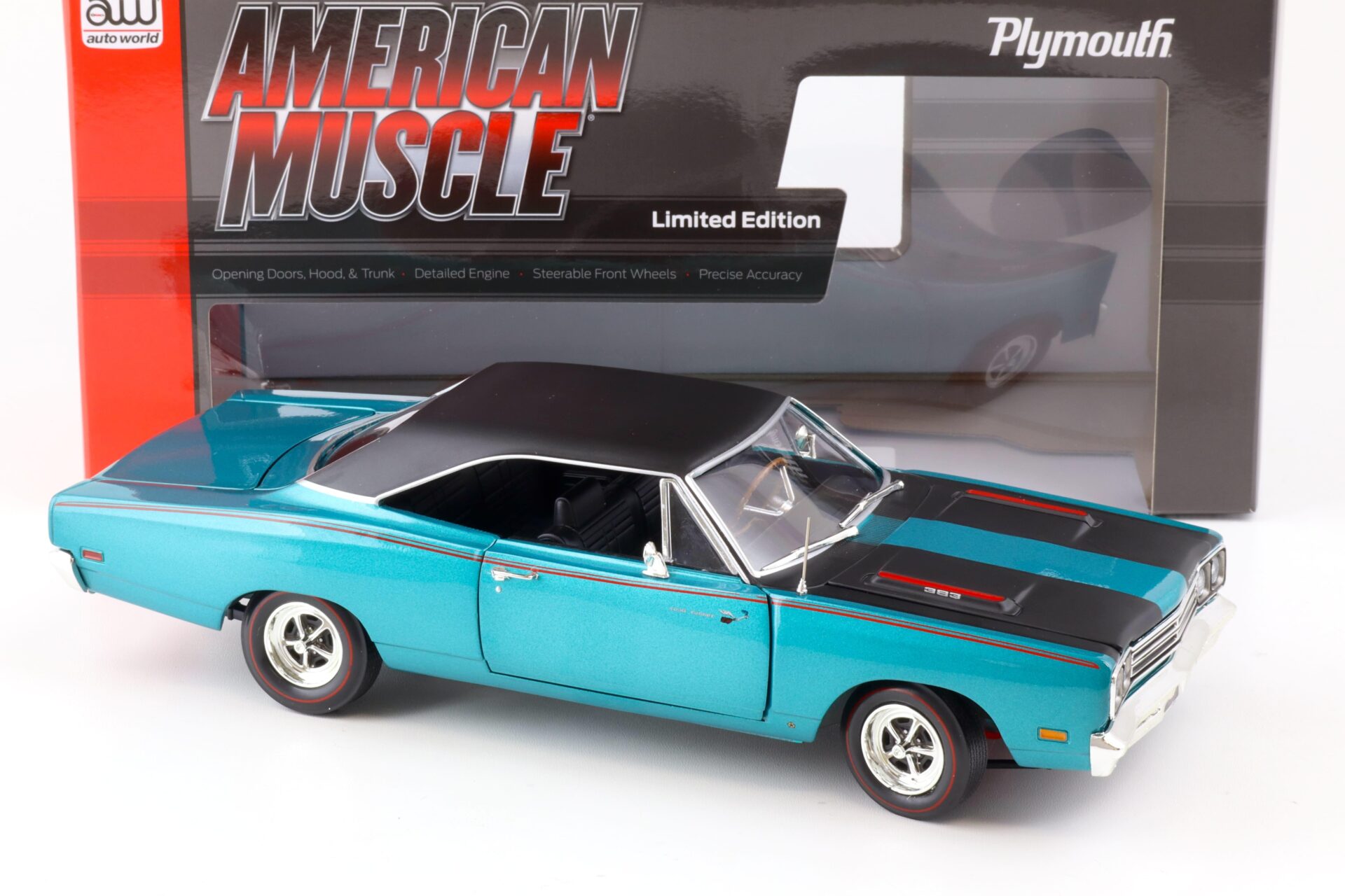 1:18 Auto World 1969 Plymouth Road Runner MCACN Q5 turquoise/ black