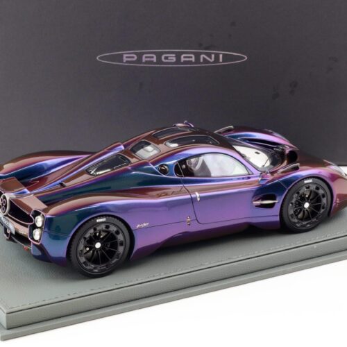 1:18 BBR Pagani Utopia Chamaleon with Showcase - Limited 48 pcs.