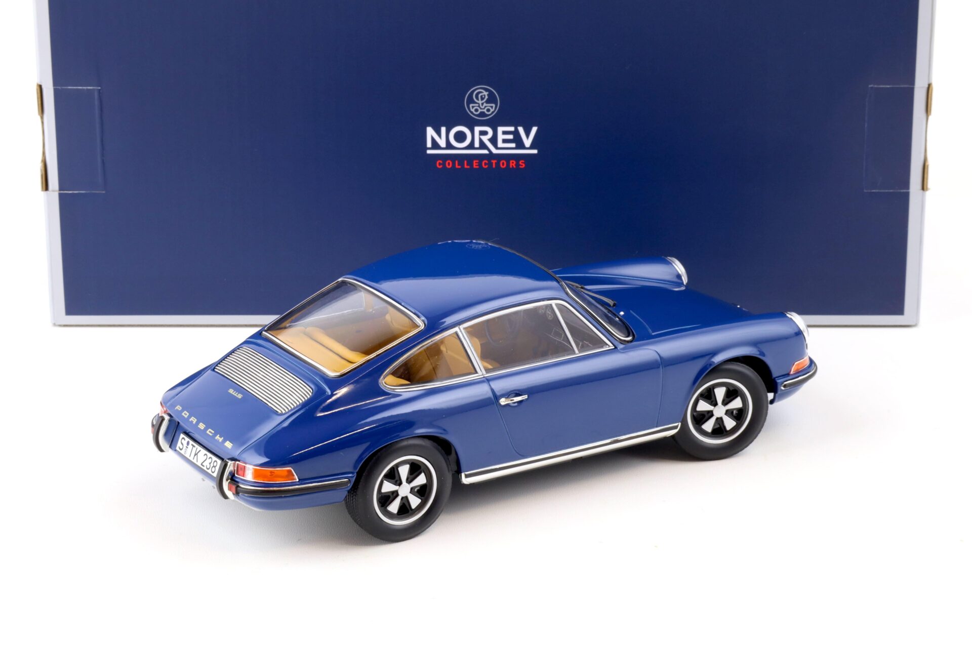 1:18 Norev Porsche 911 S Coupe 1969 blue