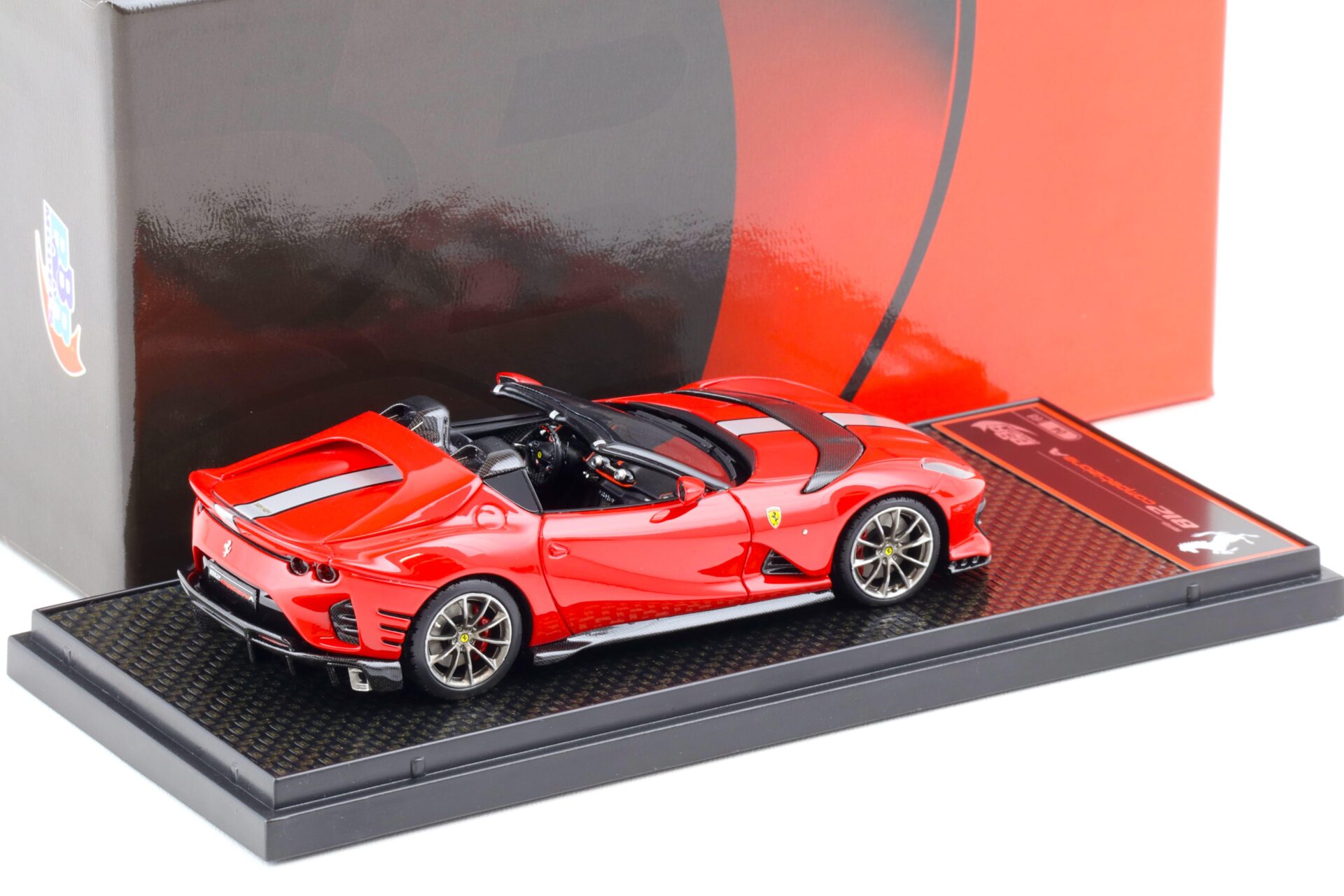 1:43 BBR Ferrari 812 Competizione A Rosso Corsa 322/ silver stripe - Limited 68 pcs.