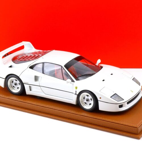 1:18 BBR Kyosho Ferrari F40 metallic white with Showcase - Limited 78 pcs.
