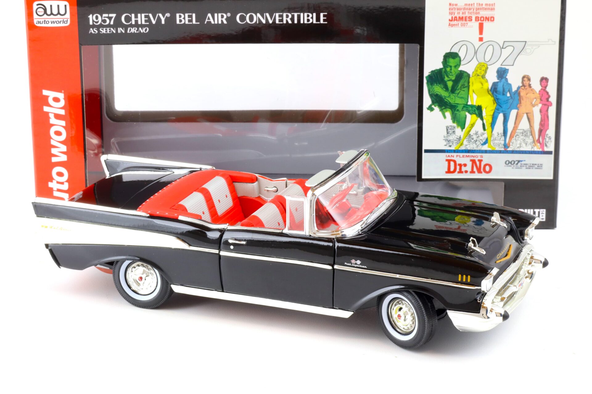 1:18 Auto World 1957 Chevrolet Bel Air Convertible black James Bond 007 DR. NO