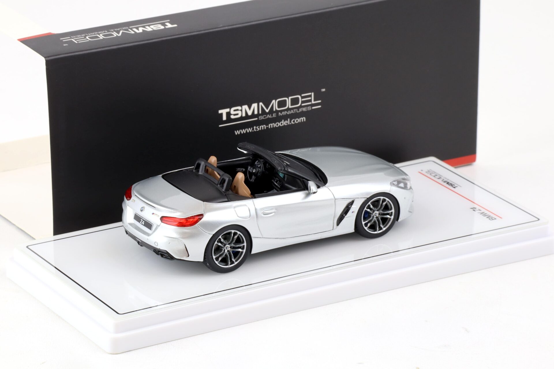 1:43 TSM Model BMW Z4 G29 Roadster 2019 Glacier silver metallic TSM430456