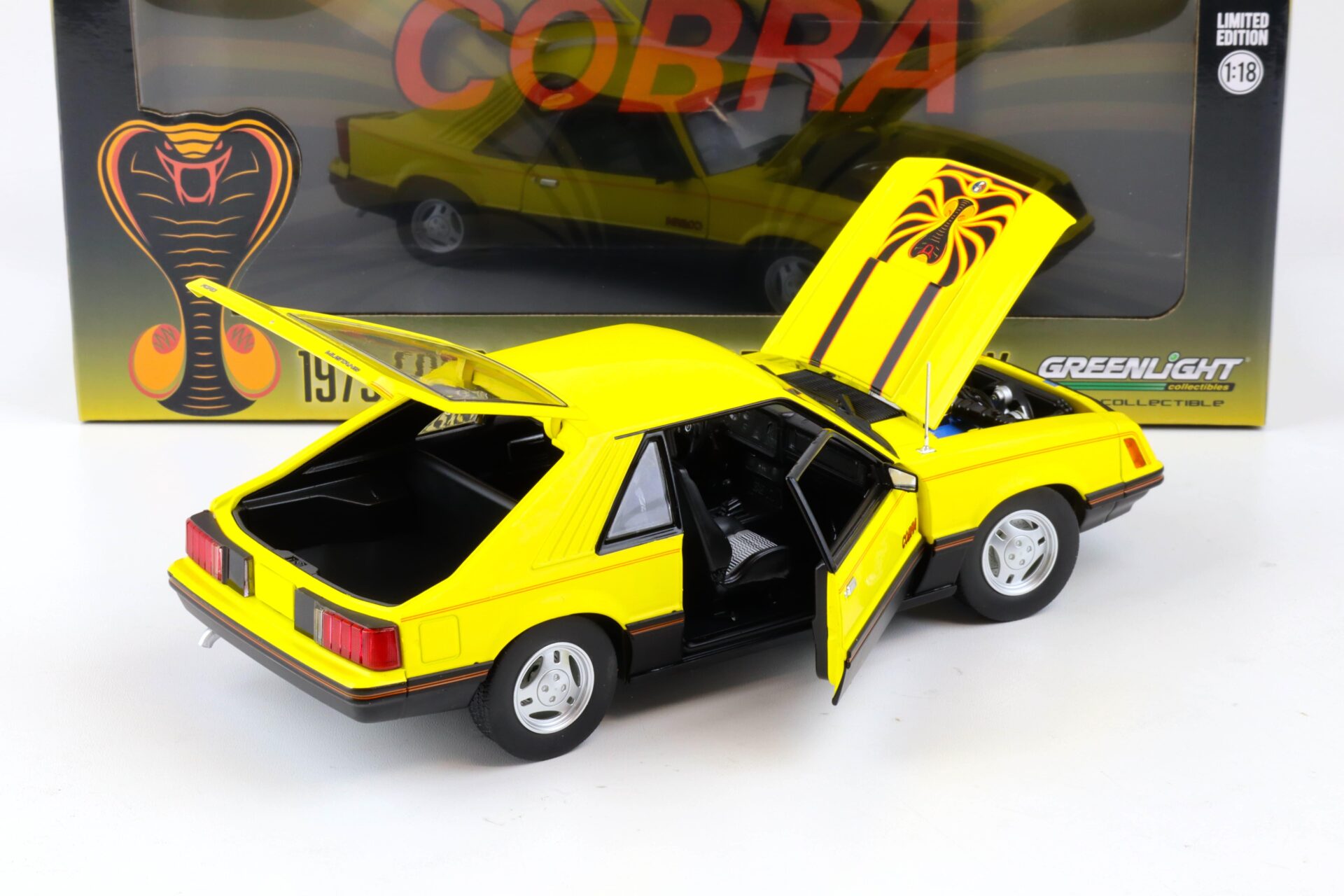 1:18 Greenlight 1979 Ford Mustang Cobra Fastback Coupe bright yellow