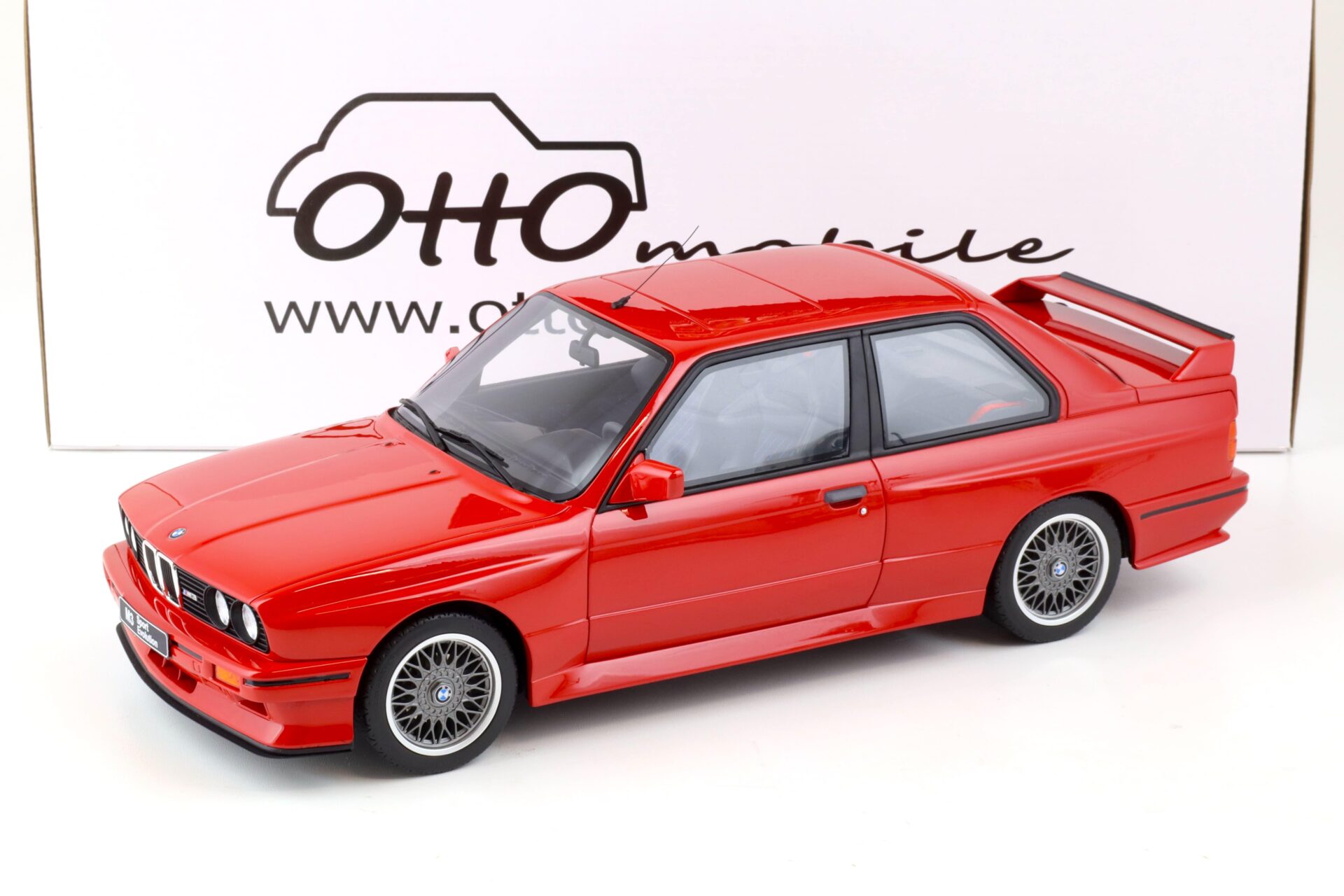 1:12 OTTO mobile G033 BMW M3 E30 Sport Evolution red