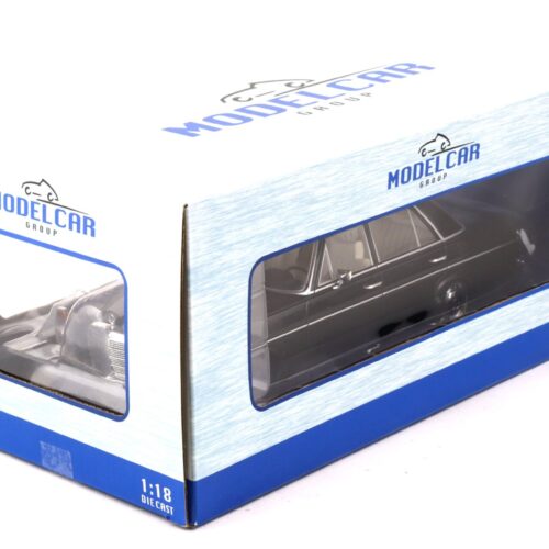1:18 MCG Mercedes 220D W115 Limousine black 1972