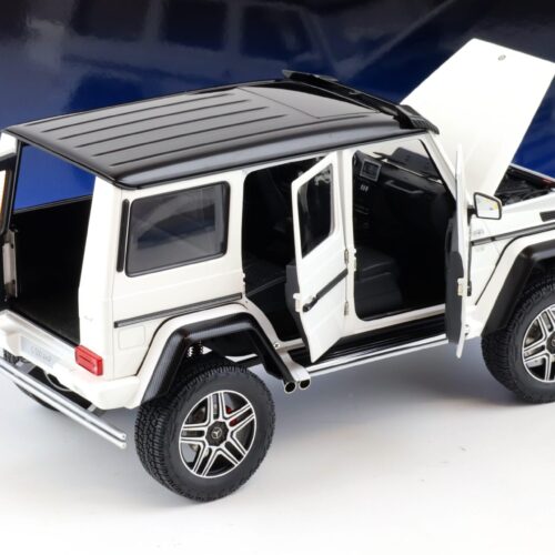 1:18 AUTOart Mercedes G500 4Ã4² G-Klasse Gloss white 76316
