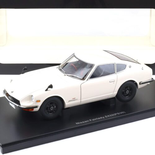1:18 AUTOart Nissan Fairlady Z432 (PS30) Coupe RHD white 77438
