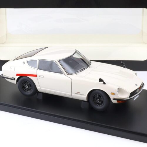 1:18 AUTOart Nissan Fairlady Z432 (PS30) Coupe RHD white 77438