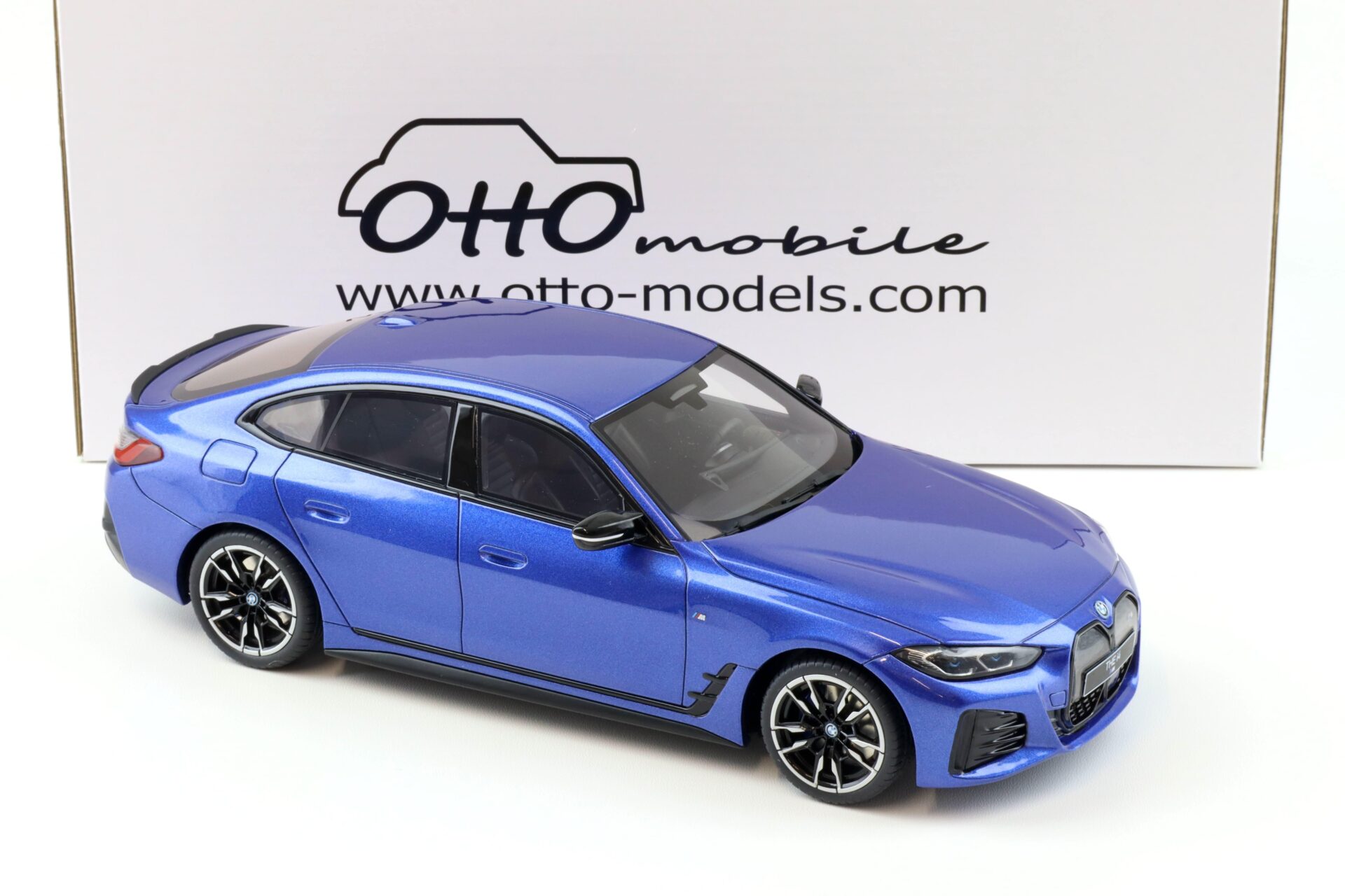 1:18 OTTO mobile OT453 BMW I4 M50 G26 Gran Coupe 2021 Portimao blue metallic