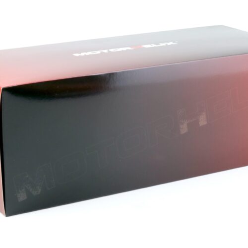 1:18 Motorhelix Nissan GT-R (R35) 50th Anniversary Brilliant white pearl + engine Diecast M83501