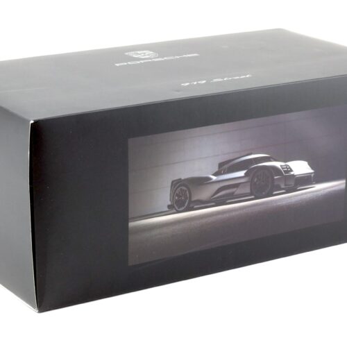 1:18 Spark Porsche 919 Street silver Limited 919 pcs. WAP DEALER