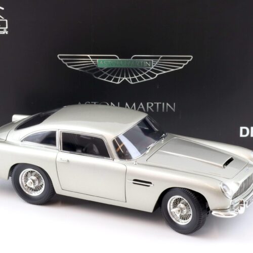 1:18 XiaoGuang Model 1965 Aston Martin DB5 Coupe silver - leather seats