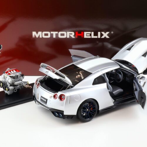 1:18 Motorhelix Nissan GT-R (R35) 50th Anniversary Ultimate metal silver + engine Diecast M83502