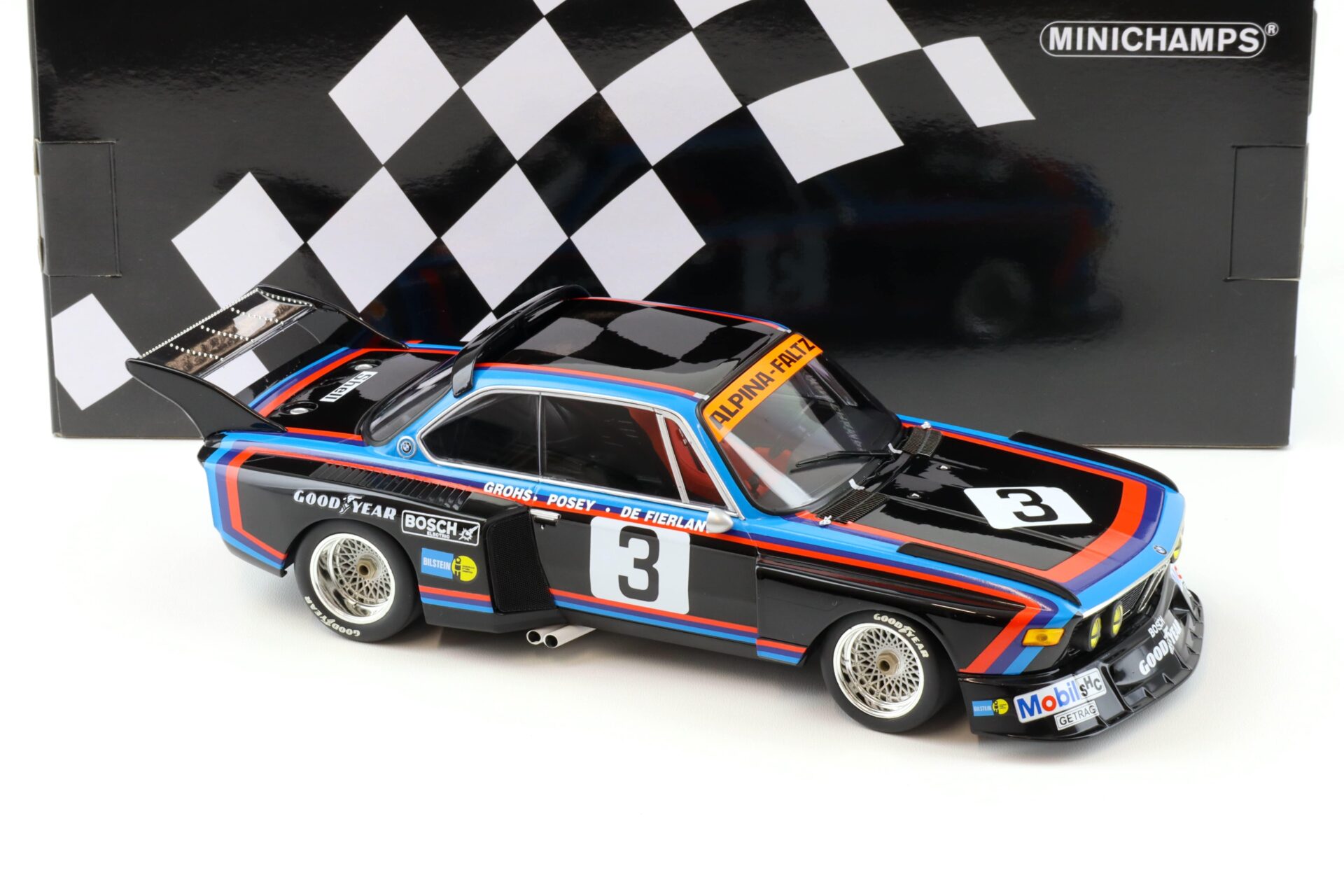 1:18 Minichamps BMW 3.5 CSL #3 DE Fierlant/ Grohs 6H Silverstone 1976