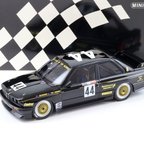 1:18 Minichamps BMW M3 E30 JPA Team Richards/ Longhurst Bathurst 1000km