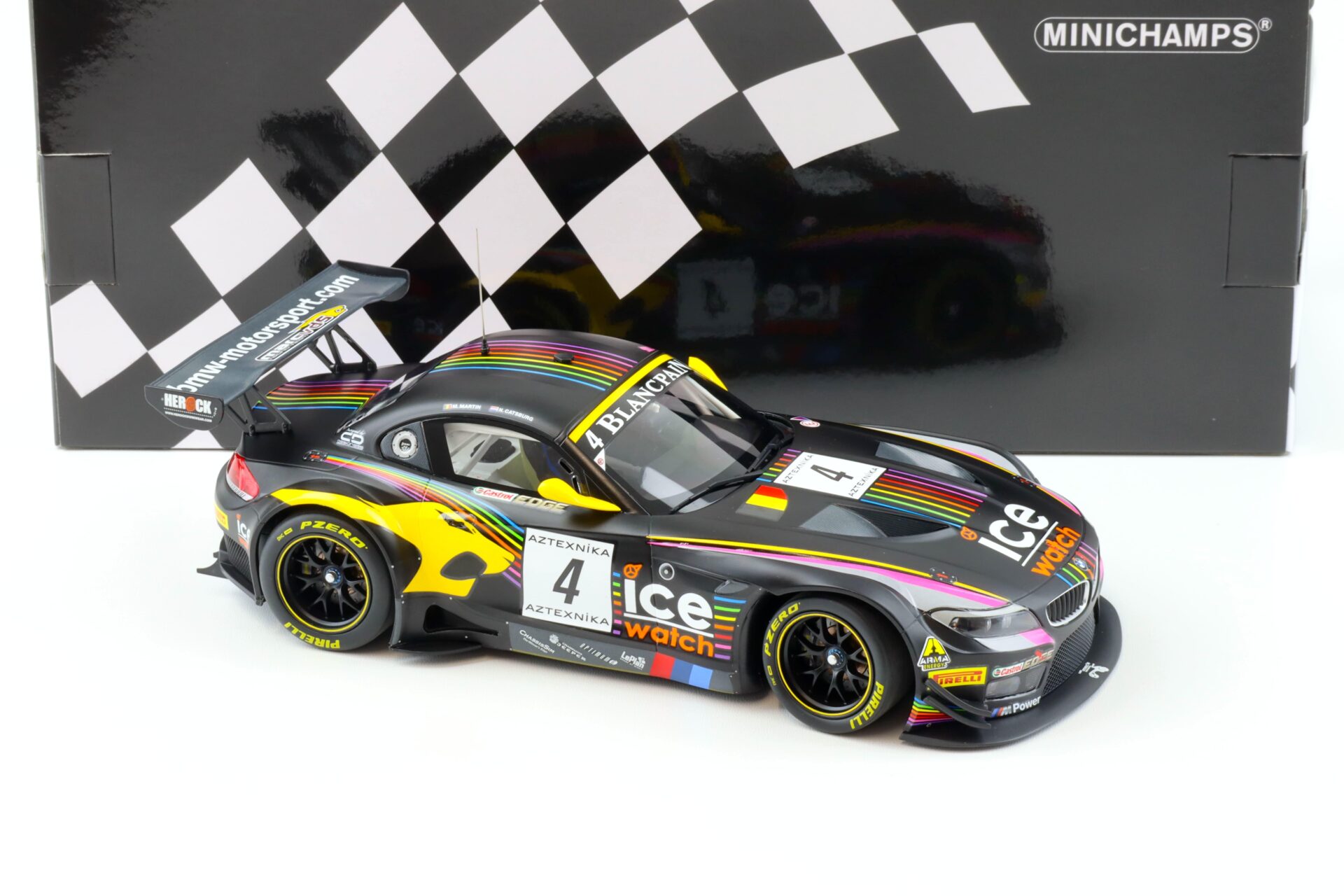 1:18 Minichamps BMW Z4 GT3 Team Marc VDS Blancspain Endurance Baku Challenge 2013