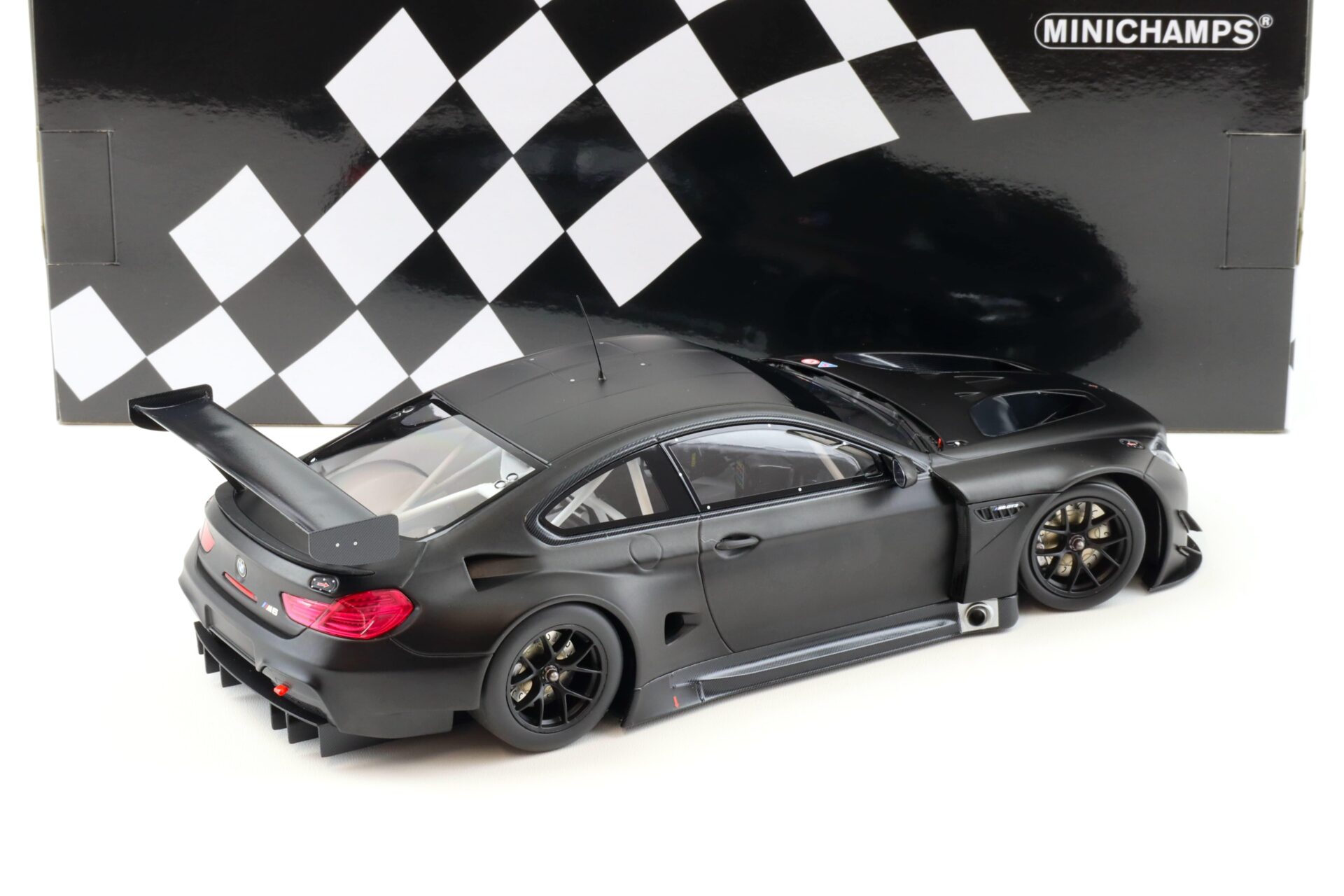 1:18 Minichamps BMW M6 GT3 Plain Body Version matt black 2016