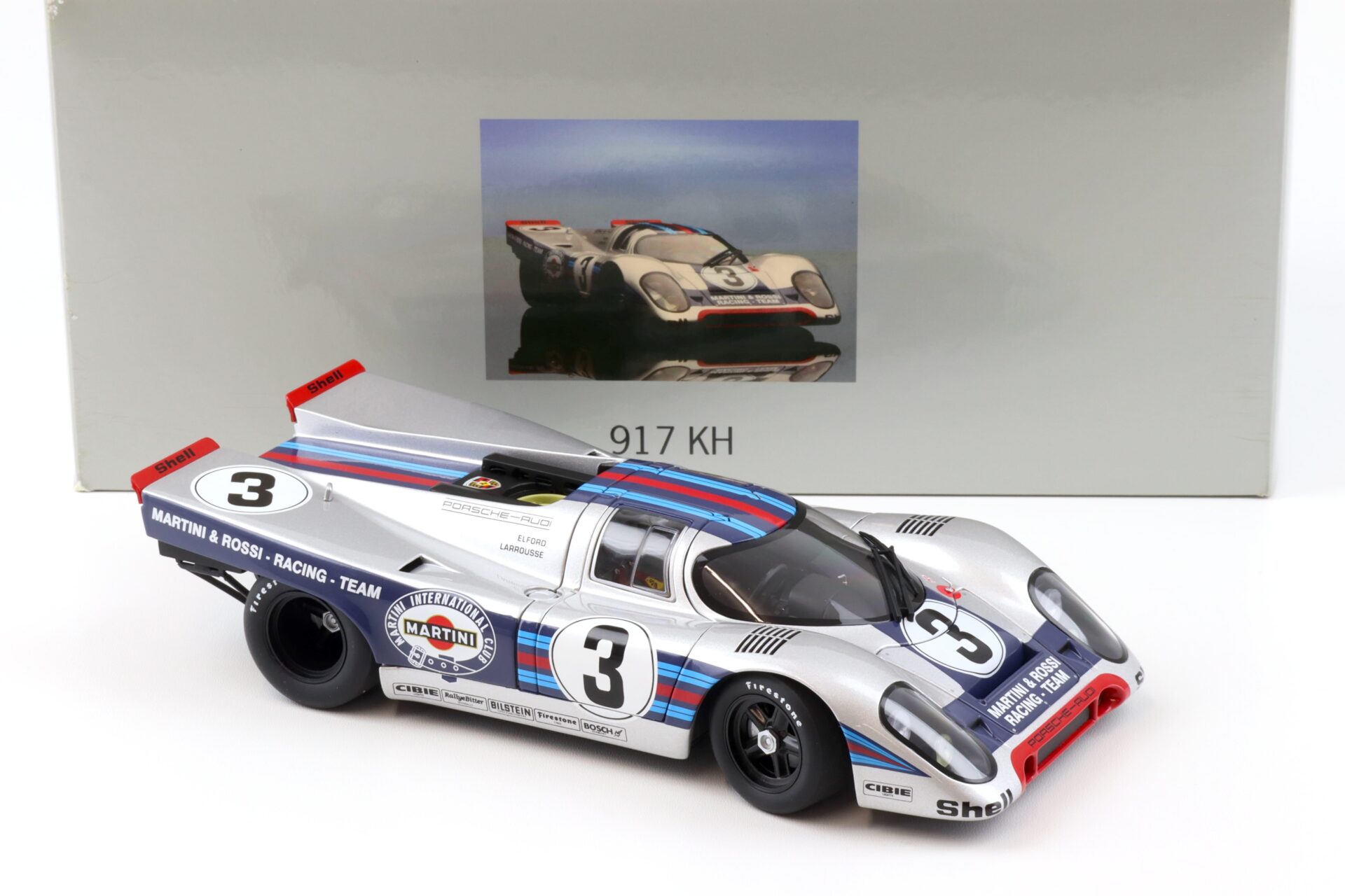 1:18 AUTOart Porsche 917 KH Martini Racing #3 DEALER VERSION