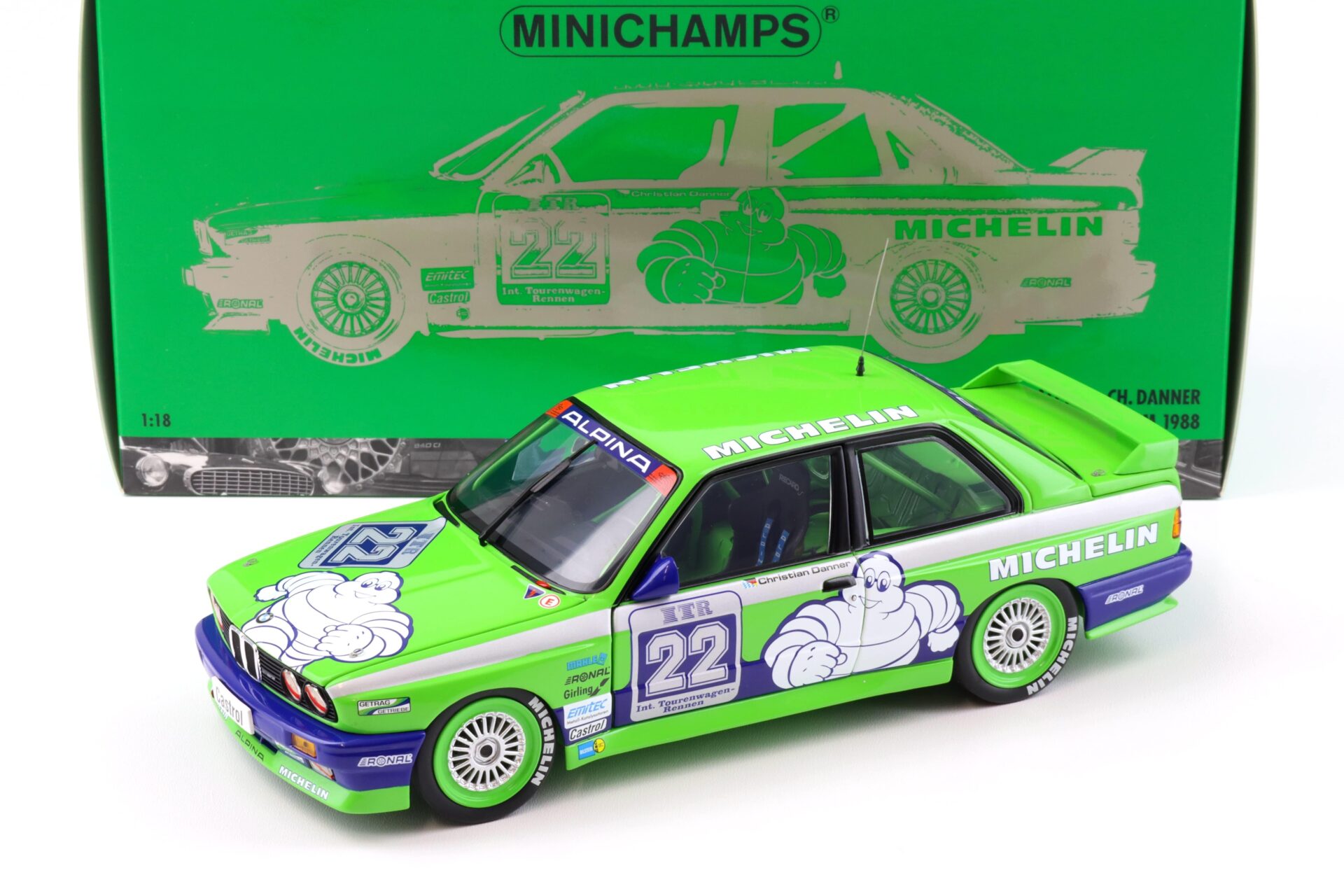 1:18 Minichamps BMW M3 E30 DTM Team Alpina #22 Danner Double Winner DTM 1988