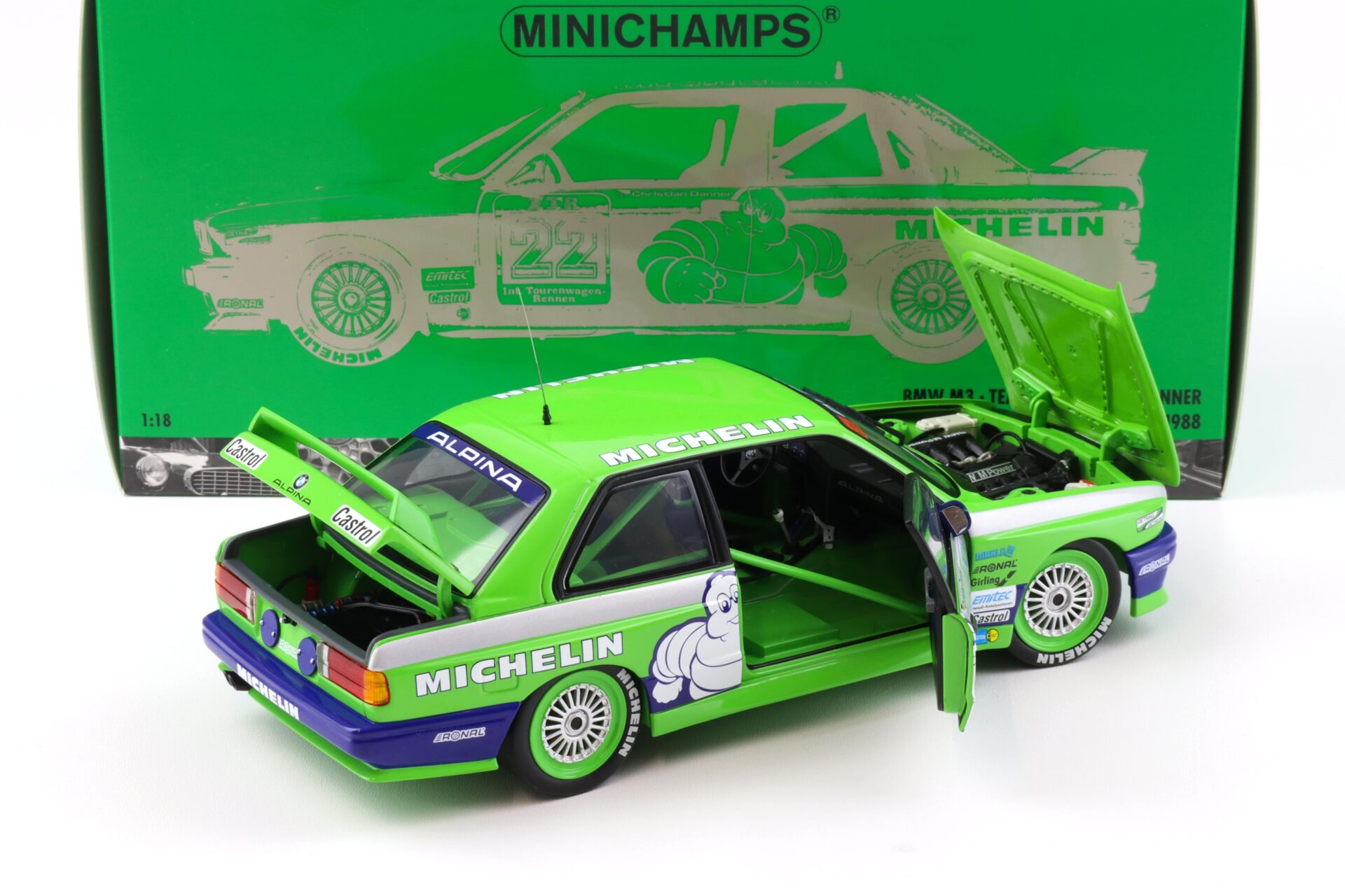 1:18 Minichamps BMW M3 E30 DTM Team Alpina #22 Danner Double Winner DTM 1988