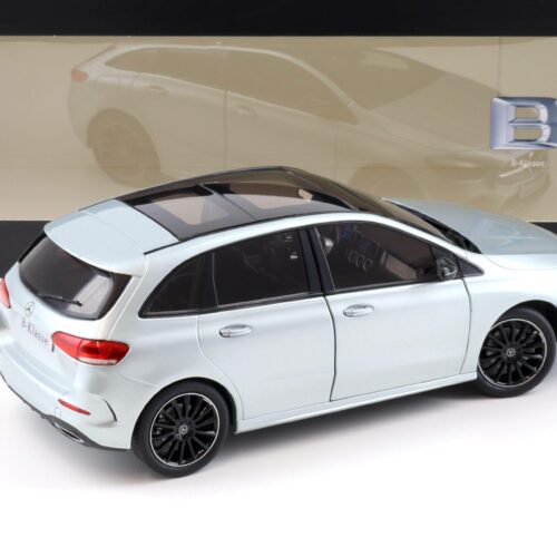 1:18 Z-Models Mercedes B-Class AMG Line W247 iridium silver DEALER VERSION - Image 3
